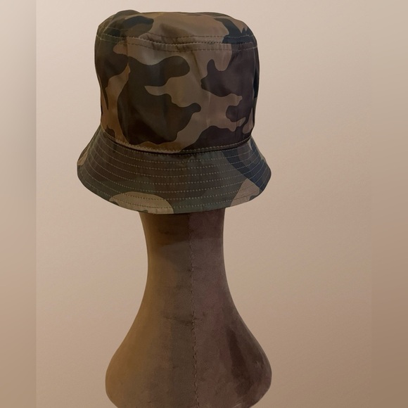 Camouflage nylon bucket hat - Picture 3 of 5